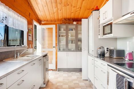 Photo of property in 24 Kereru Street, Maunu, Whangarei, 0110