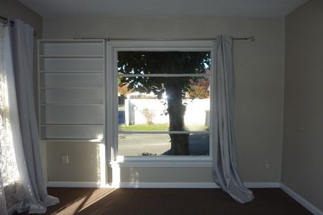 Photo of property in 10 Kendal Avenue, Burnside, Christchurch, 8053