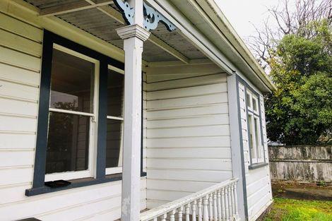 Photo of property in 7 Waterloo Street, Dannevirke, 4930