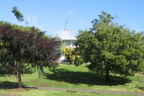 Photo of property in 239 Bairds Road, Otara, Auckland, 2023