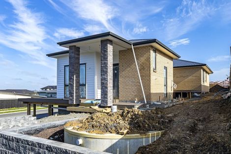 Photo of property in 17 Artists Avenue, Beachlands, Auckland, 2018