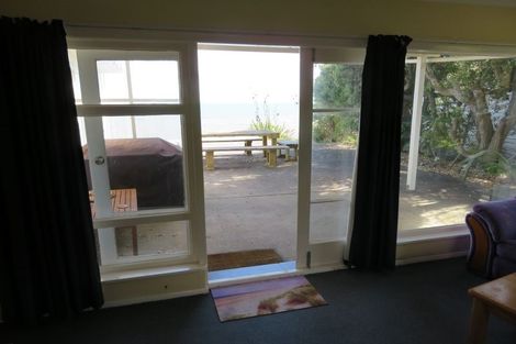 Photo of property in 74 The Esplanade, Raumati South, Paraparaumu, 5032