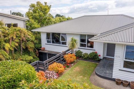 Photo of property in 230 Frankley Road, Frankleigh Park, New Plymouth, 4310