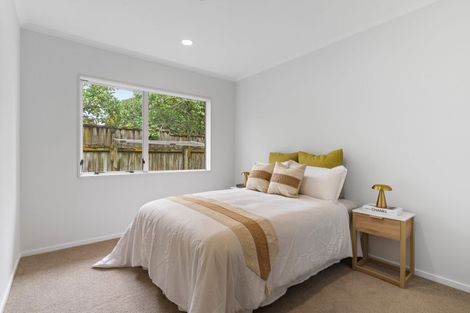Photo of property in 3 Bronte Place, Somerville, Auckland, 2014