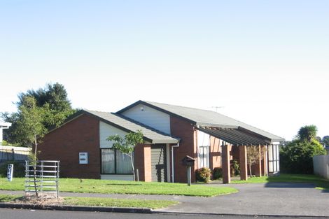 Photo of property in 93 Sykes Road, Weymouth, Auckland, 2103