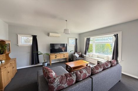Photo of property in 102 Woodham Road, Linwood, Christchurch, 8062