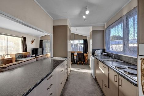 Photo of property in 88 South Road, Manaia, 4612