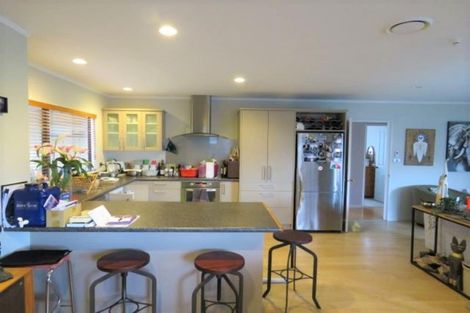 Photo of property in 86 Barrett Road, Whalers Gate, New Plymouth, 4310