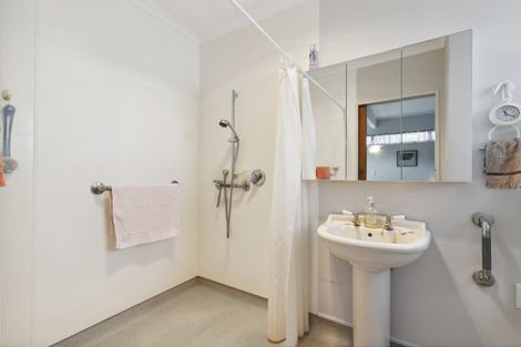 Photo of property in 8 Halswater Drive, Churton Park, Wellington, 6037