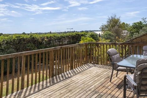 Photo of property in 22 Jade Avenue, Pakuranga Heights, Auckland, 2010