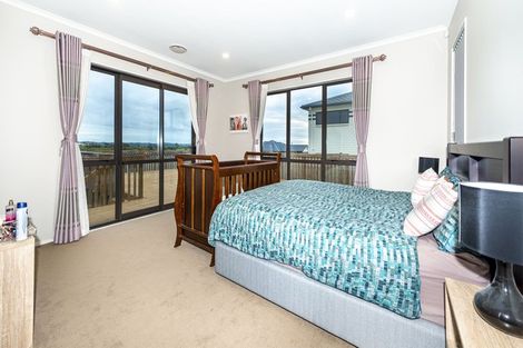 Photo of property in 71 Eighth View Avenue, Beachlands, Auckland, 2018