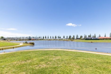 Photo of property in 18 Ruakituri Place, Te Awa, Napier, 4110
