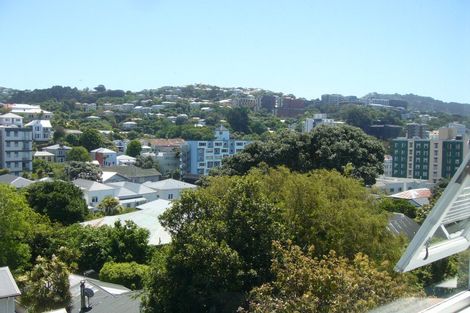 Photo of property in 34 Thompson Street, Mount Cook, Wellington, 6011