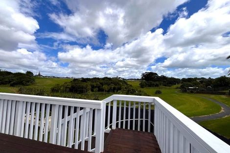 Photo of property in 58a De Quincey Terrace, Highland Park, Auckland, 2010