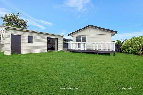 Photo of property in 22 Greenstone Place, Clover Park, Auckland, 2019