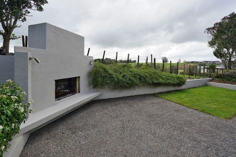 Photo of property in 14 Southworth Place, Grandview Heights, Hamilton, 3200