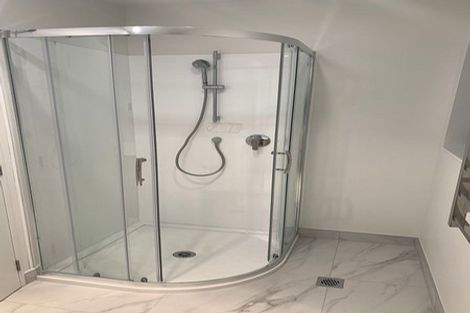 Photo of property in 67a Divich Avenue, Te Atatu South, Auckland, 0610