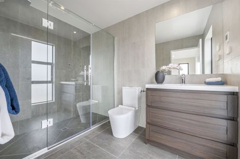 Photo of property in 25 Greenan Drive, Flat Bush, Auckland, 2019