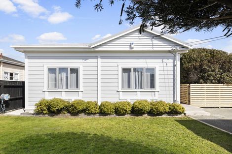 Photo of property in 20 Byron Street, Miramar, Wellington, 6022