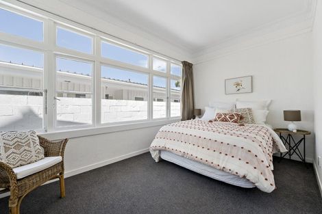 Photo of property in 5 Wright Street, Mount Cook, Wellington, 6021