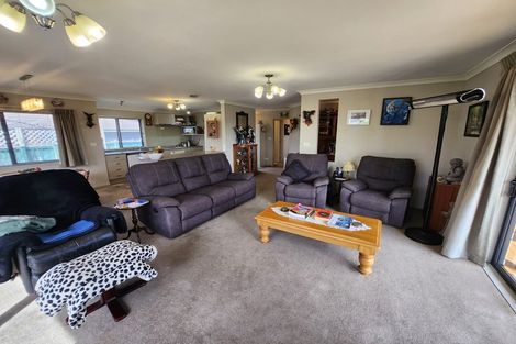 Photo of property in 11 Buchanan Street, Paeroa, 3600