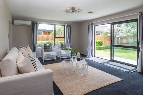 Photo of property in 2/27 Mortlake Street, Islington, Christchurch, 8042