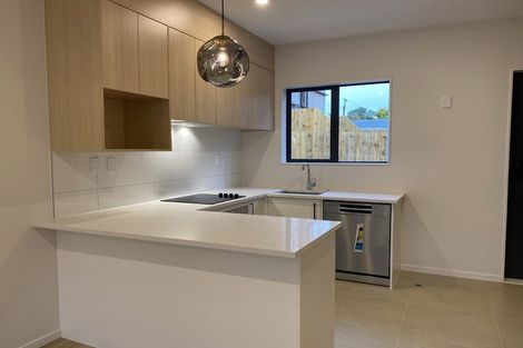 Photo of property in 27 Paetai Lane, Te Atatu Peninsula, Auckland, 0610