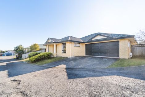 Photo of property in 12 Logan Views, Kelvin Grove, Palmerston North, 4414