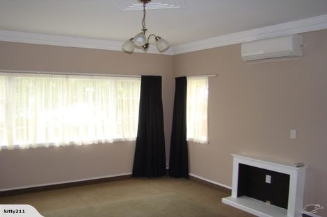 Photo of property in 2/4 Tama Street, Alicetown, Lower Hutt, 5010