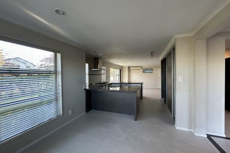 Photo of property in 19 Springcrest Drive, Karaka, Papakura, 2113