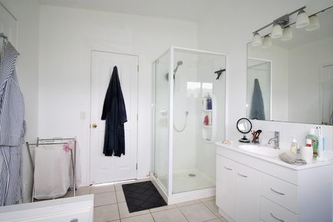 Photo of property in 4a Moray Place, Whiritoa, Whangamata, 3691