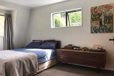 Photo of property in 95a Churton Drive, Churton Park, Wellington, 6037