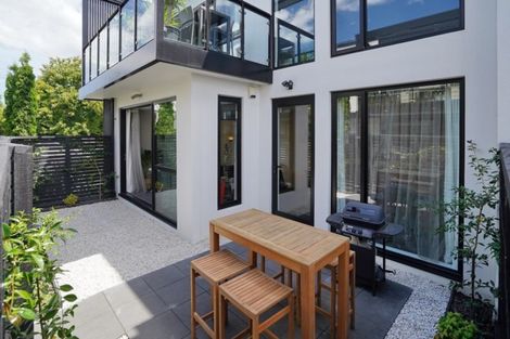 Photo of property in 4/275 Kilmore Street, Christchurch Central, Christchurch, 8011
