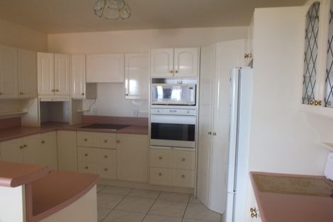 Photo of property in 9 Harry Ell Drive, Cashmere, Christchurch, 8022