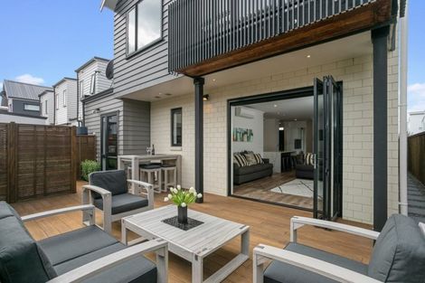 Photo of property in 32 Tuatua Road, Hobsonville, Auckland, 0616