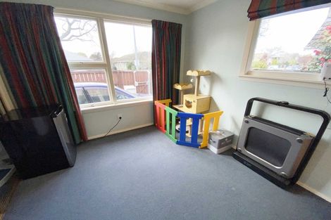 Photo of property in 1/15 Ashfield Place, Ilam, Christchurch, 8041