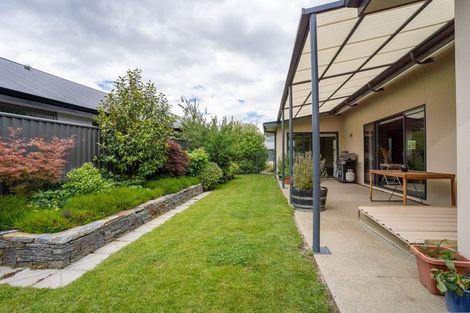 Photo of property in 16 Stowell Drive, Cromwell, 9310