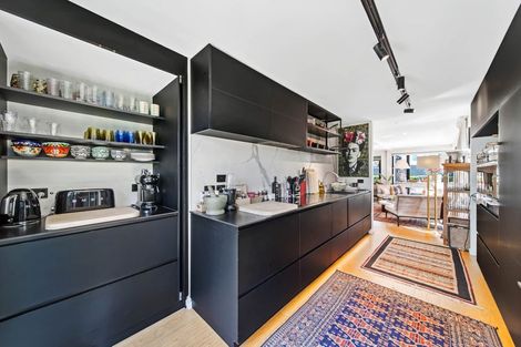 Photo of property in 10 Shrewsbury Street, Merivale, Christchurch, 8014