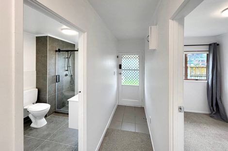 Photo of property in 2/773 Beach Road, Browns Bay, Auckland, 0630