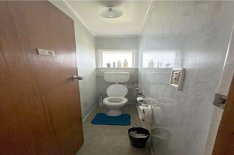 Photo of property in 201 Chivalry Road, Glenfield, Auckland, 0629