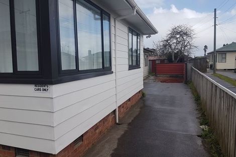 Photo of property in 206 Russell Road, Manurewa, Auckland, 2102