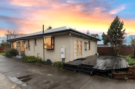 Photo of property in 1/65 Northcote Road, Northcote, Christchurch, 8052