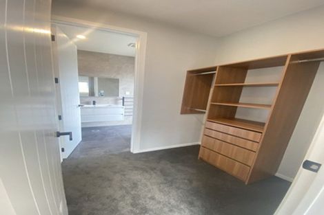 Photo of property in 12 Cutfield Lane, Kumeu, 0810