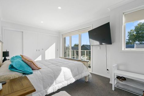 Photo of property in 16 Tucker Close, Leamington, Cambridge, 3432