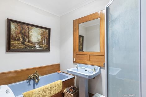 Photo of property in 15 Herald Terrace, Berhampore, Wellington, 6023