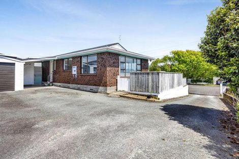 Photo of property in 1/7 Mahoe Street, Strandon, New Plymouth, 4312