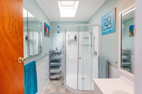 Photo of property in 9 Baton Place, Highbury, Palmerston North, 4412