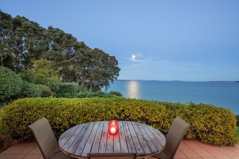Photo of property in 122 Vauxhall Road, Narrow Neck, Auckland, 0624