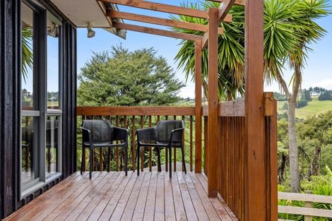 Photo of property in 105 Oyster Point Road, Kaukapakapa, Warkworth, 0984