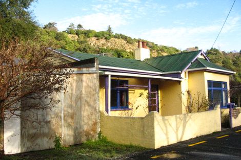 Photo of property in 4 Quentin Avenue, North Dunedin, Dunedin, 9016